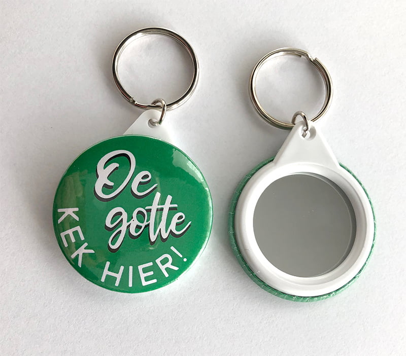 Hanger met spiegeltje - Oe gotte kek hier!  (4,5cm)