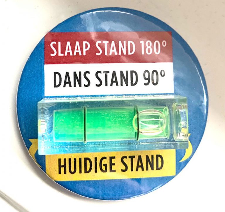 Dansstand of Slaapstand? - Button met waterpas (4,5cm)