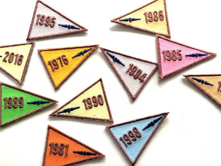 Jaarvlaggetje (ca 2x3 cm)